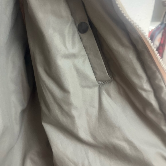 Vintage Oscar de la Renta Tan Jacket - Picture 6 of 8